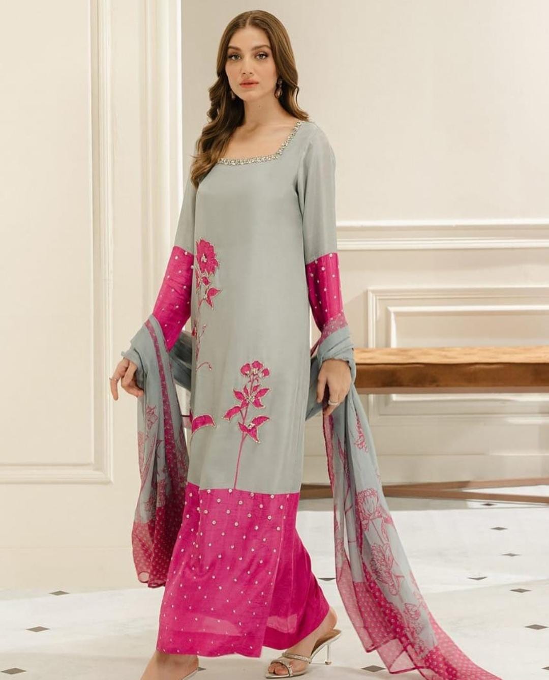 Lulusar Swiss Polyester Digital Printed