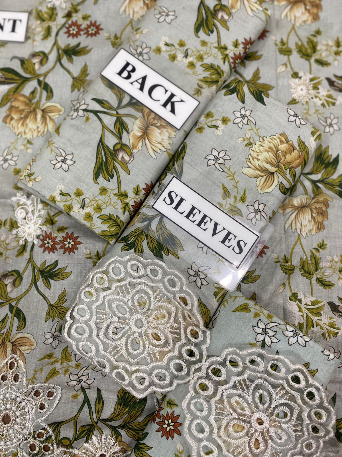IMROZIA LAWN COLLECTION