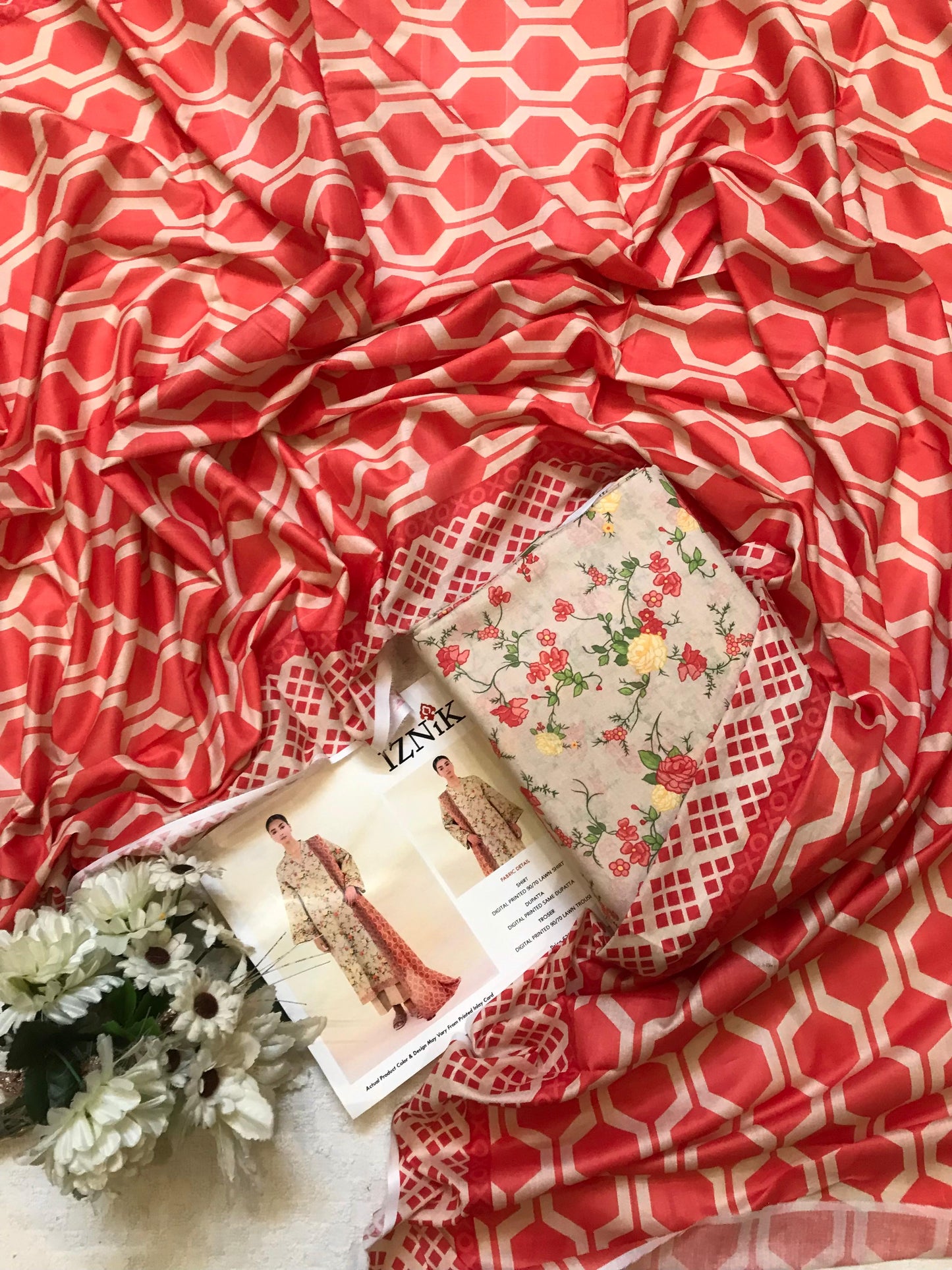 Iznik Lawn Collection