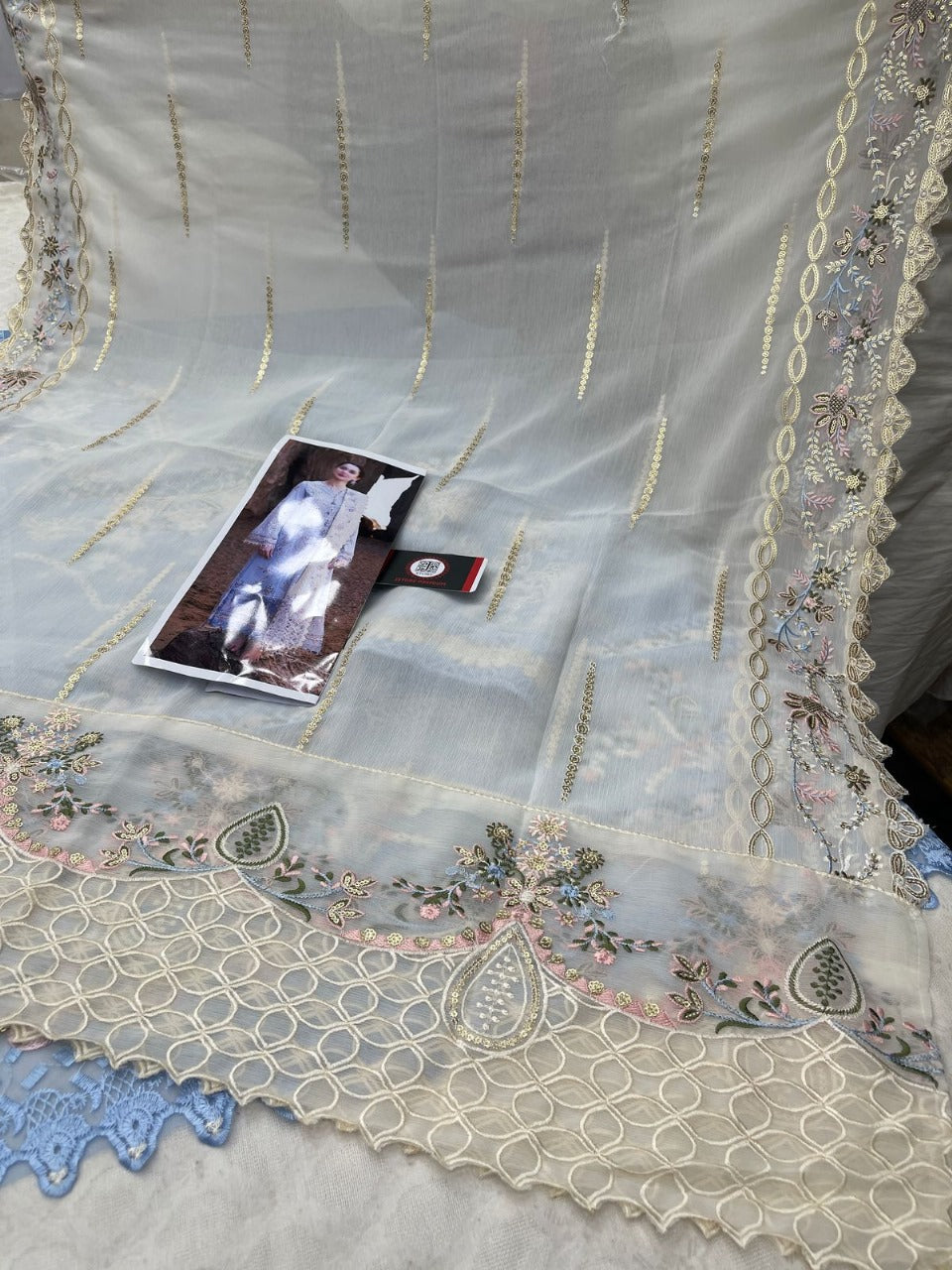 QALAMQAAR CHIKENKARI LAWN