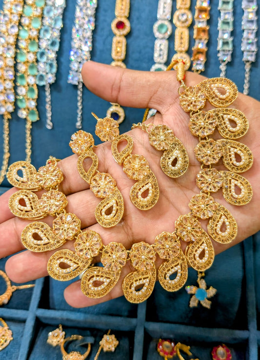 Necklace Set