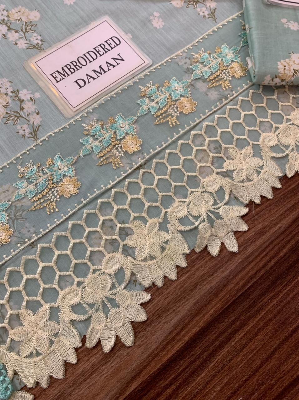 IZNIK LAWN COLLECTION