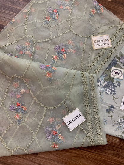 BAROOQUE LUXURY LAWN COLLECTION
