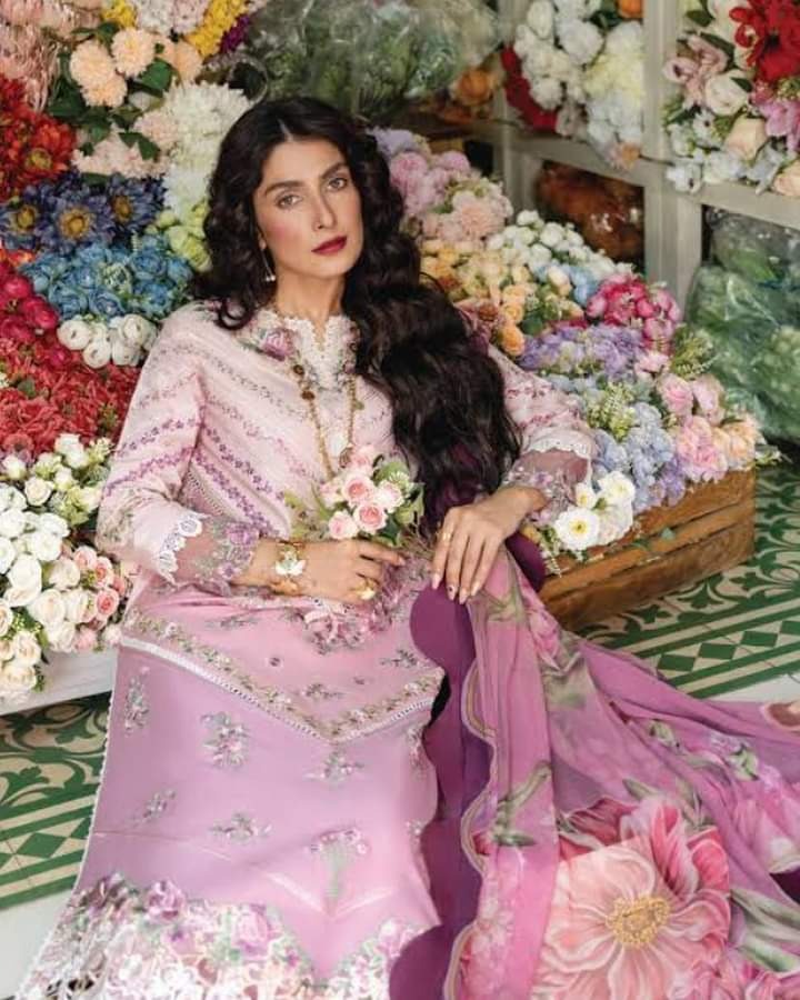 MUSHQ LAWN COLLECTION