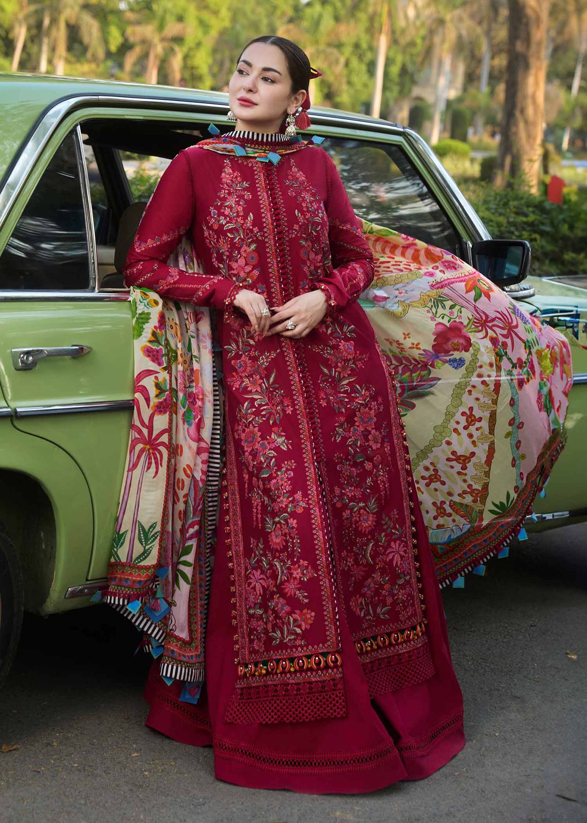HUSSAIN REHAR LUXURY LAWN COLLECTION