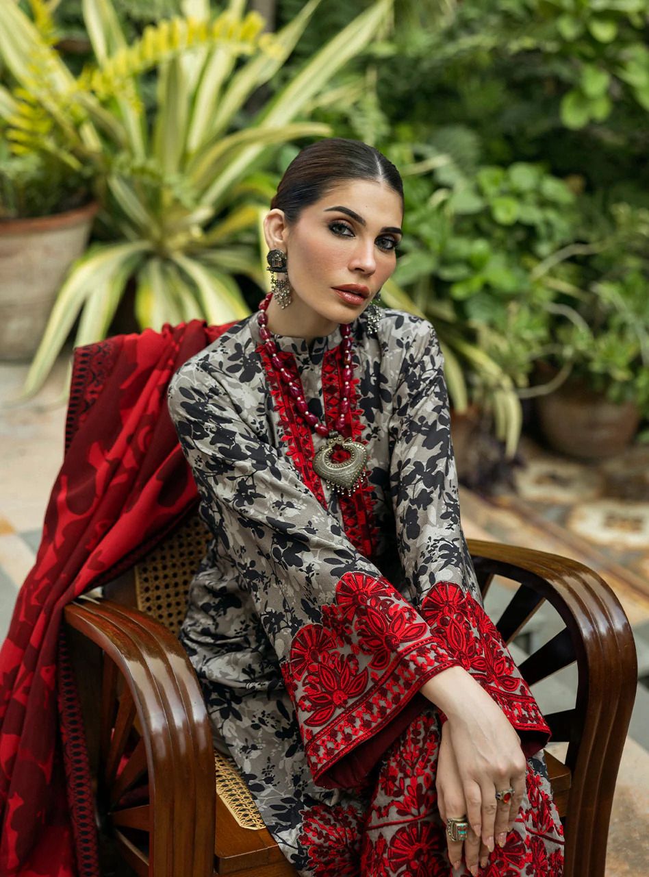 ZAINAB CHOTTANI