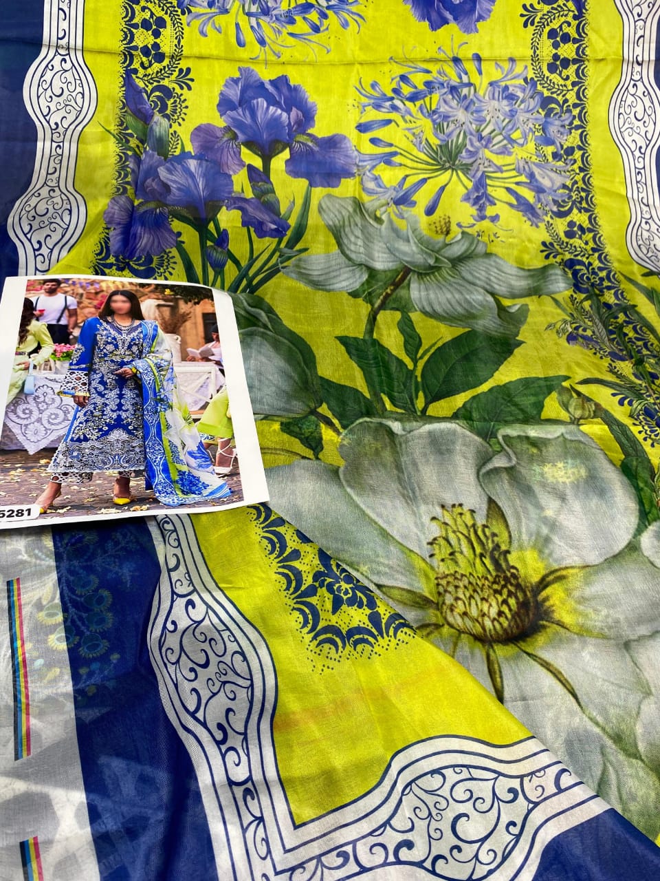 MUSHQ CHIKANKARI LAWN DIGITAL SILK