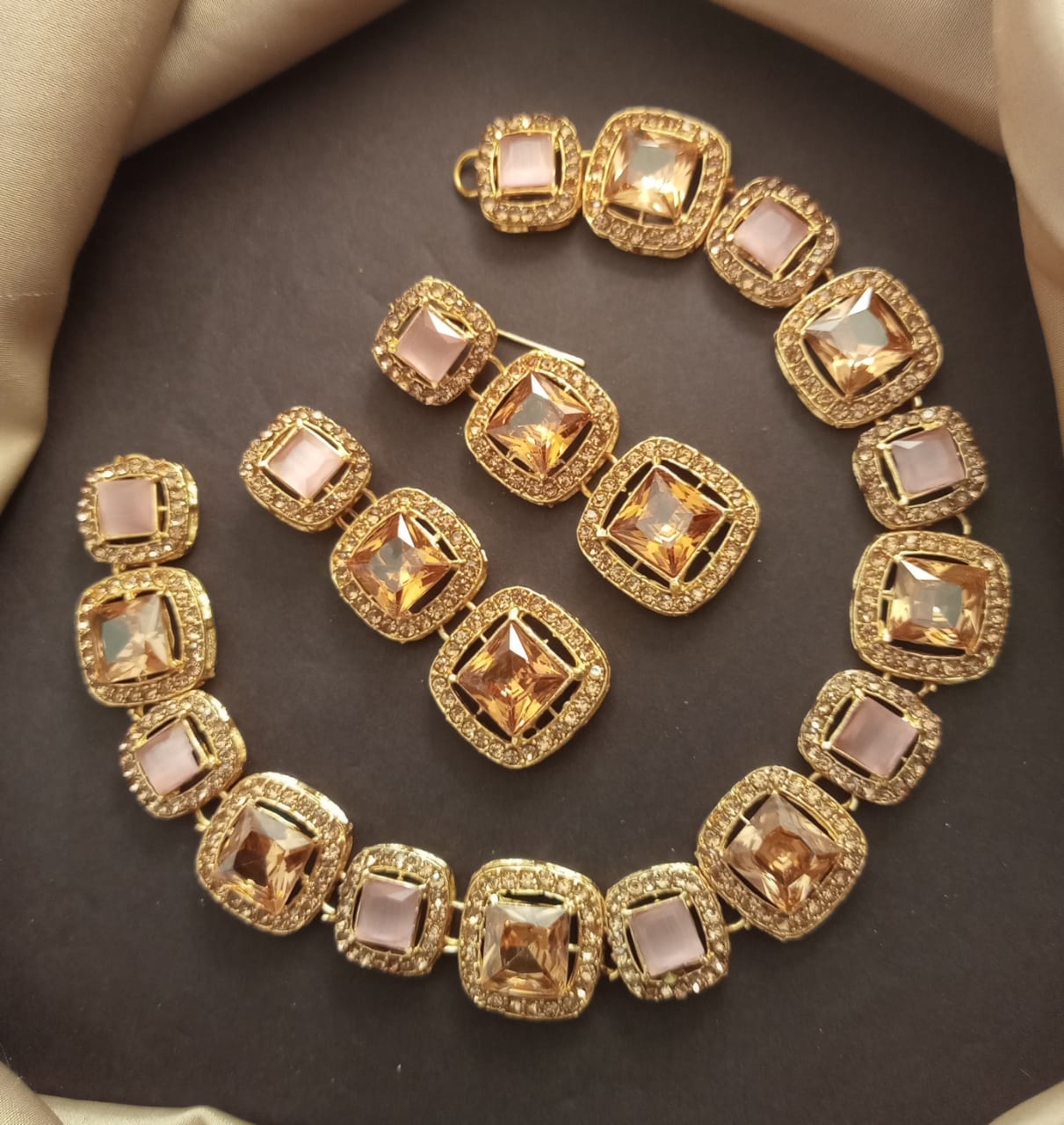 Necklace Set