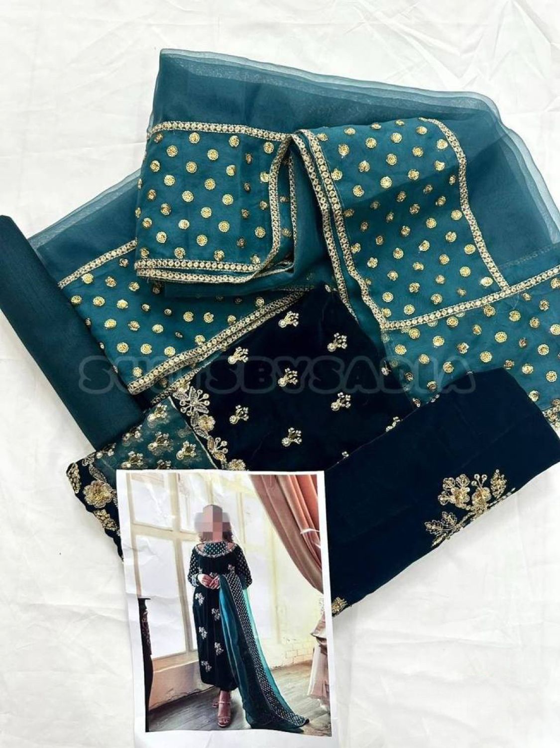 AFROZEH Velvet Embroidered Winter Collection