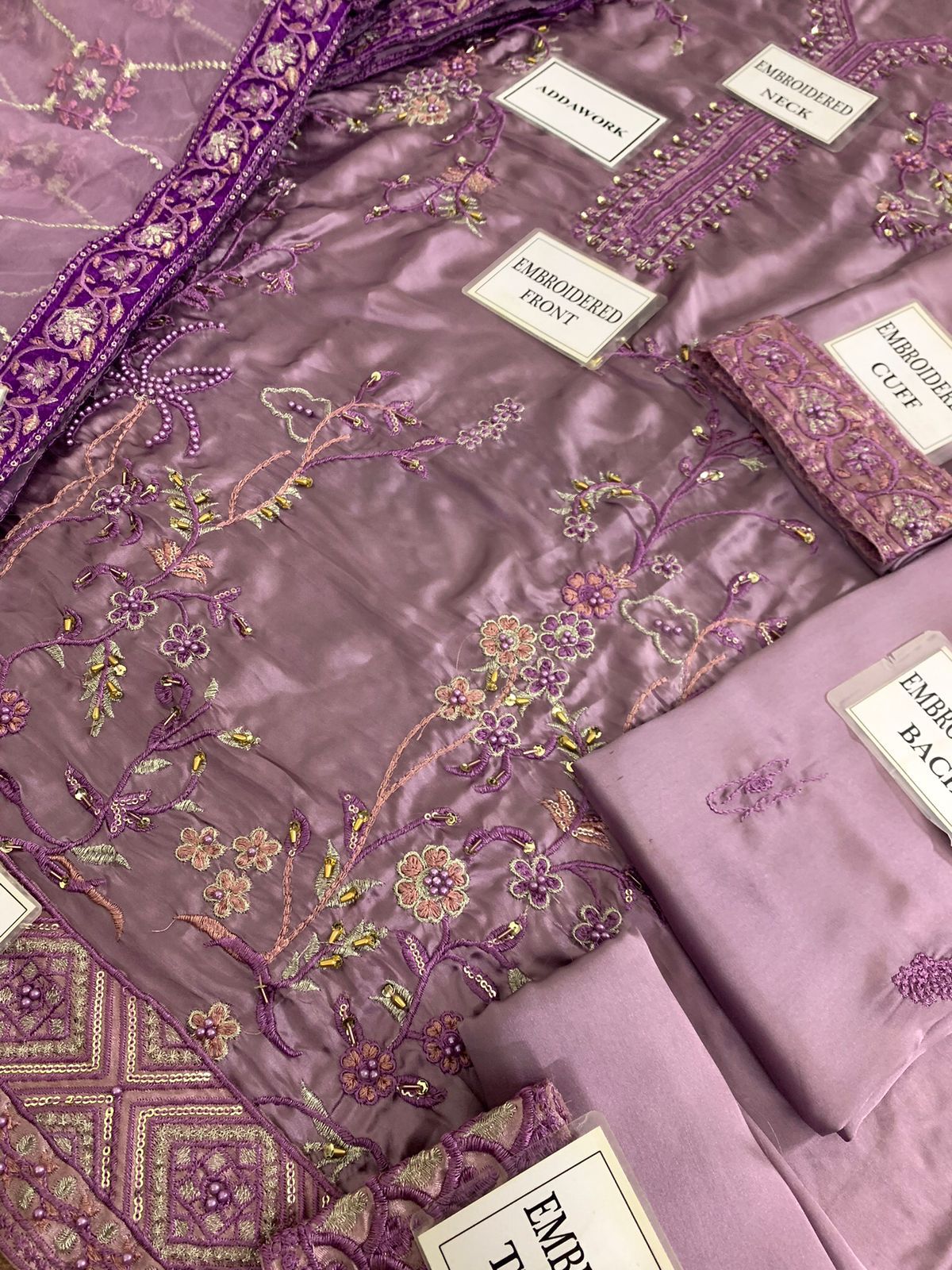 MUSHQ LUXURY PRET COLLECTION