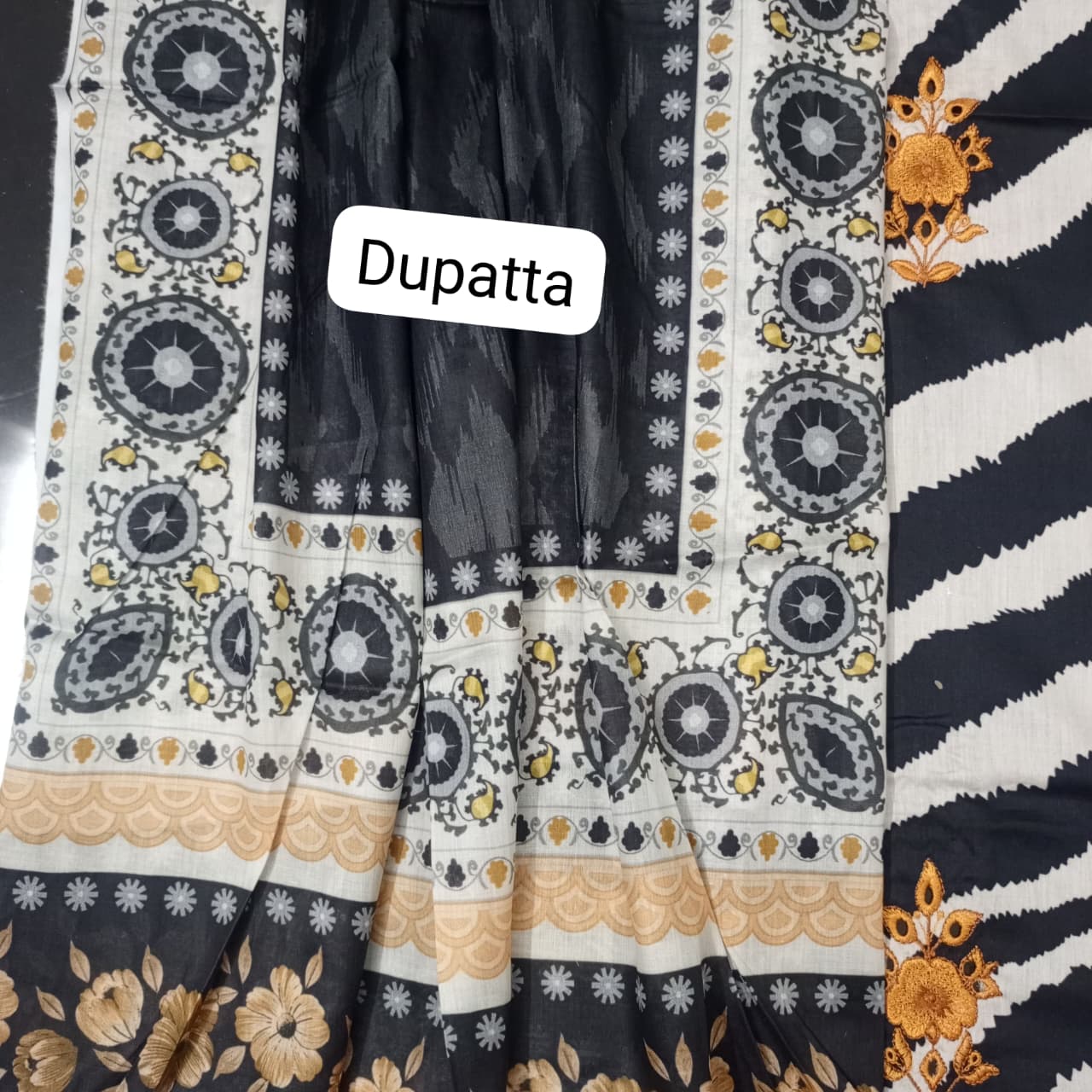 Baroque Lawn Collection