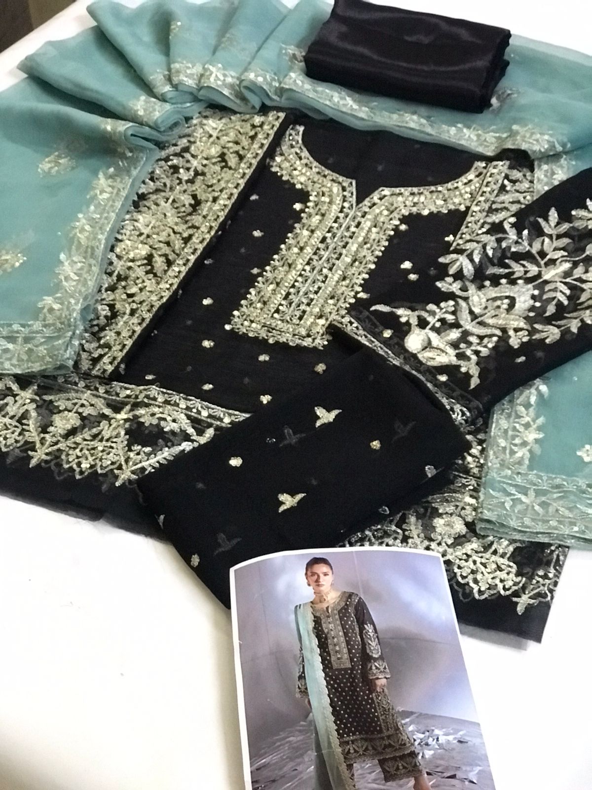 Asim Jofa EMBROIDERED CHIFFON