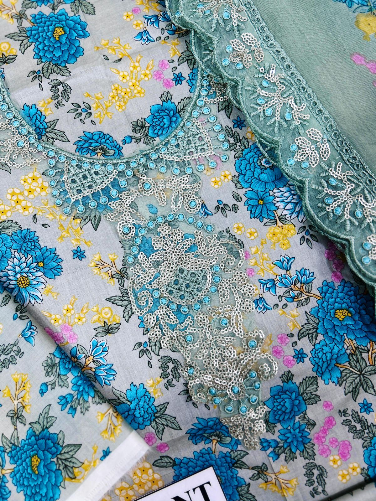 BAROOQUE LUXURY LAWN COLLECTION