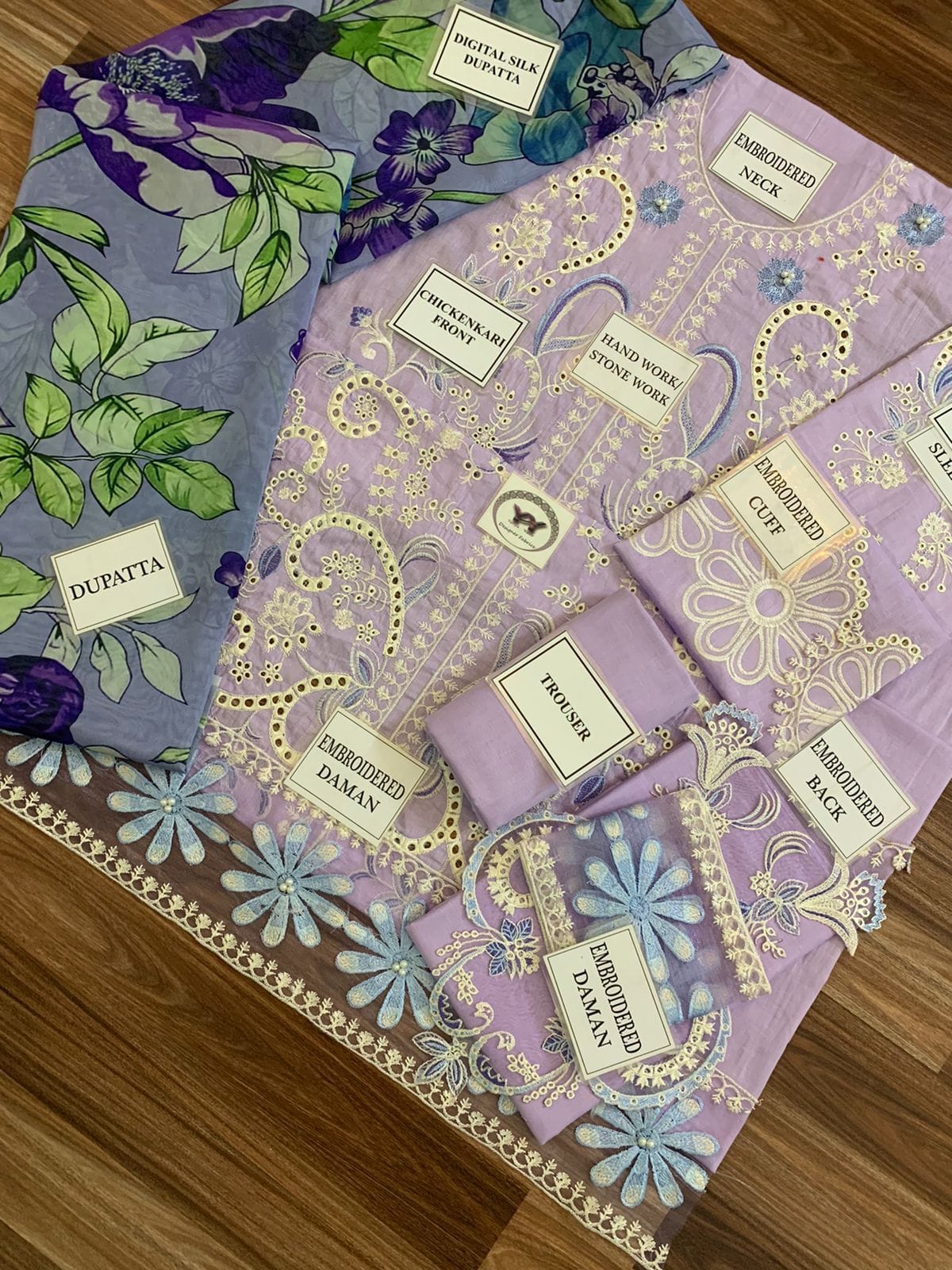 MUSHQ LUXURY CHICKEN KARI COLLECTION