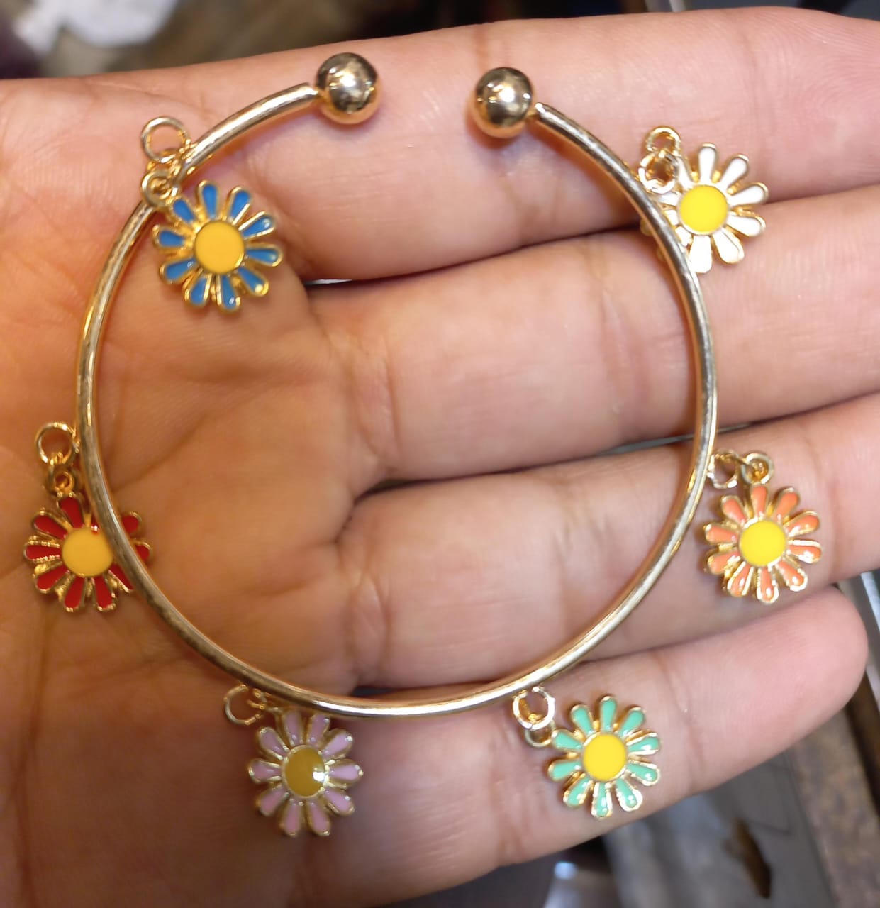 Single cuff multy kara