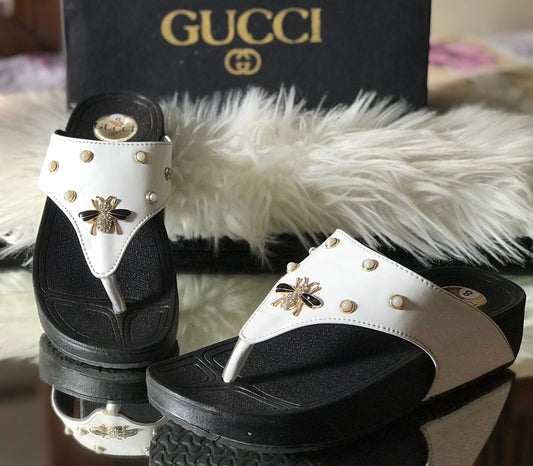 Gucci Flip