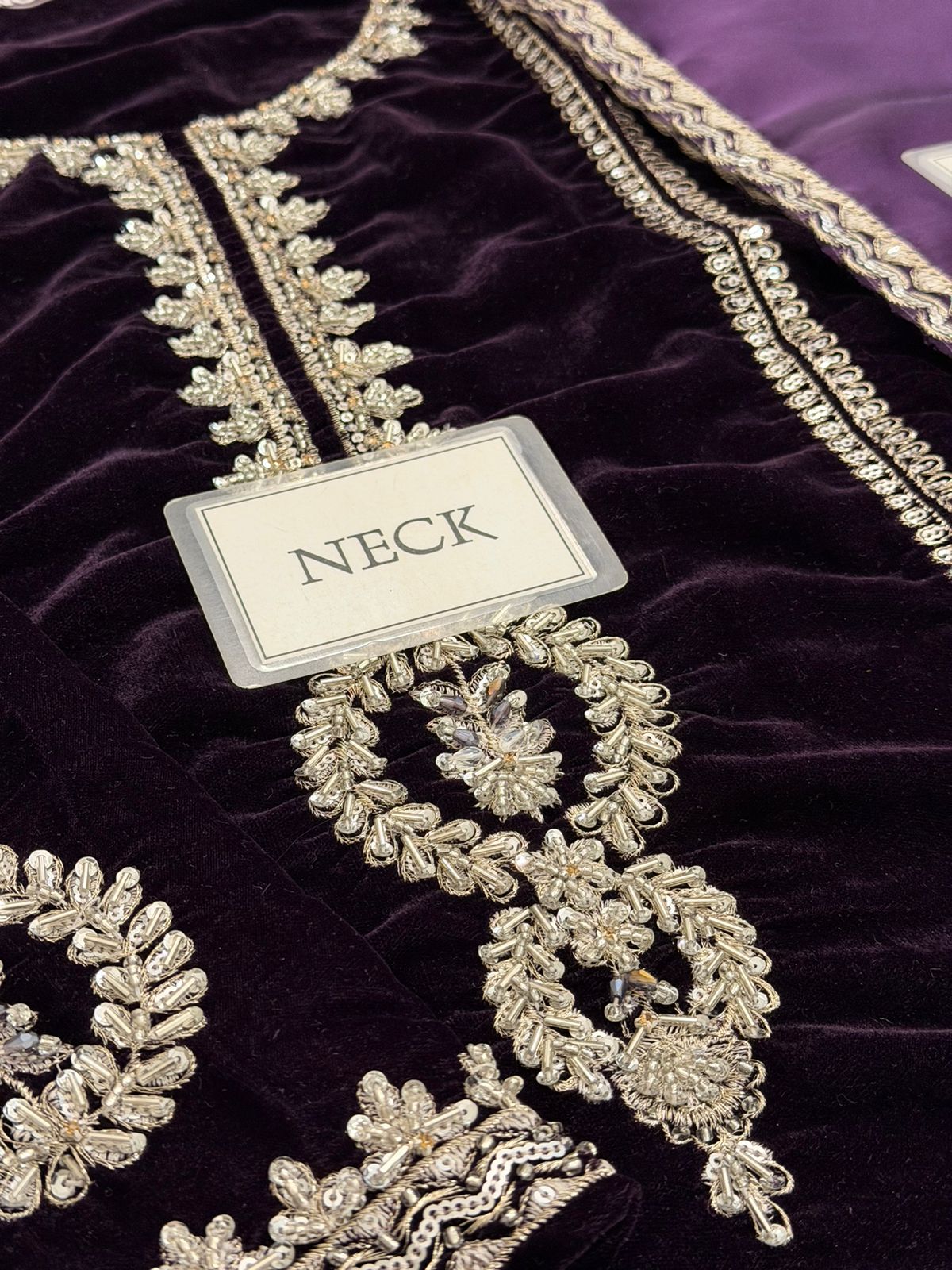 FARIDA HASSAN Luxury Velvet