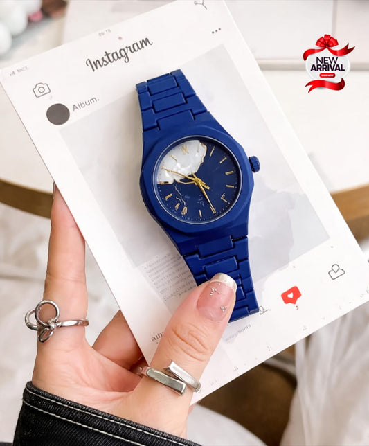 AURA WATCH