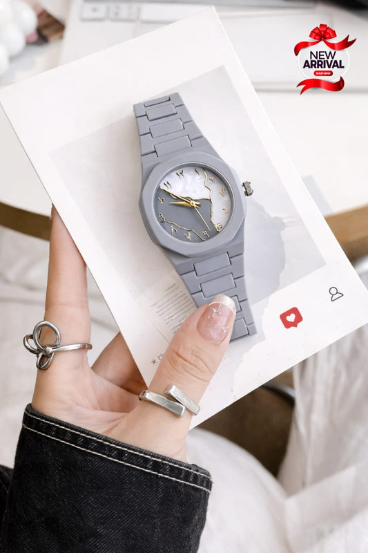 AURA WATCH
