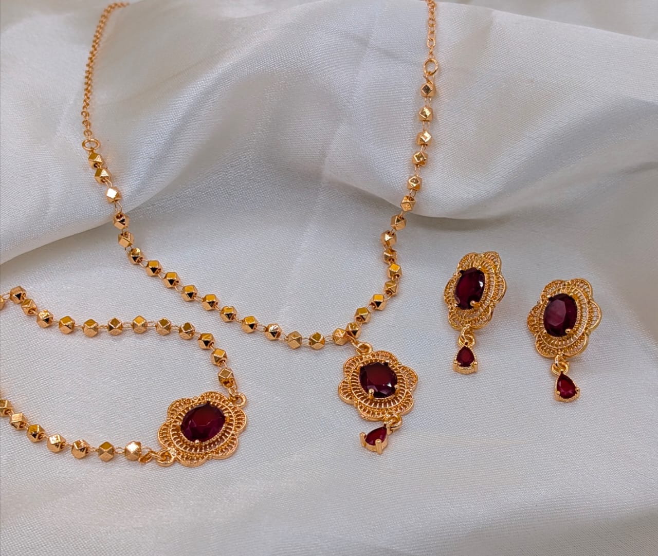 Necklace Set