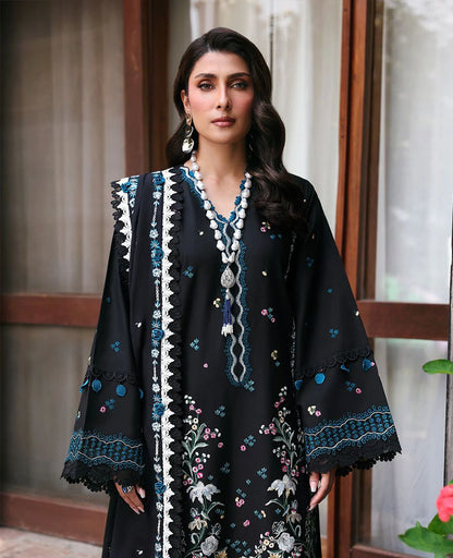 Republic Women's Wear
