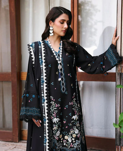 Republic Women's Wear