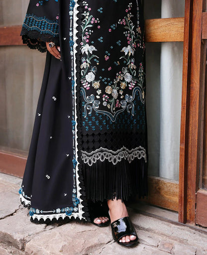Republic Women's Wear