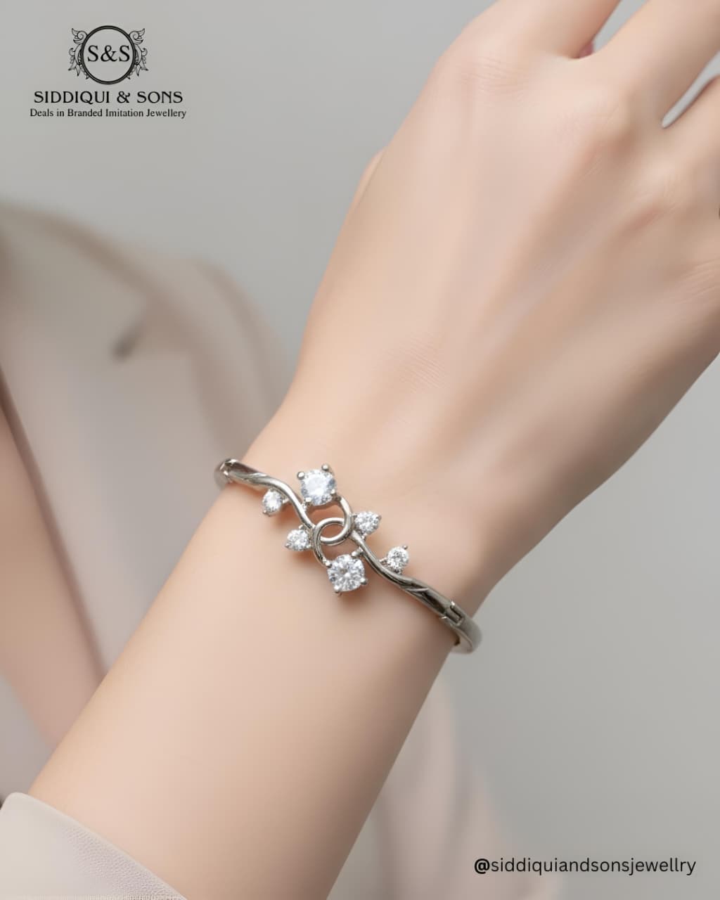 Bracelet