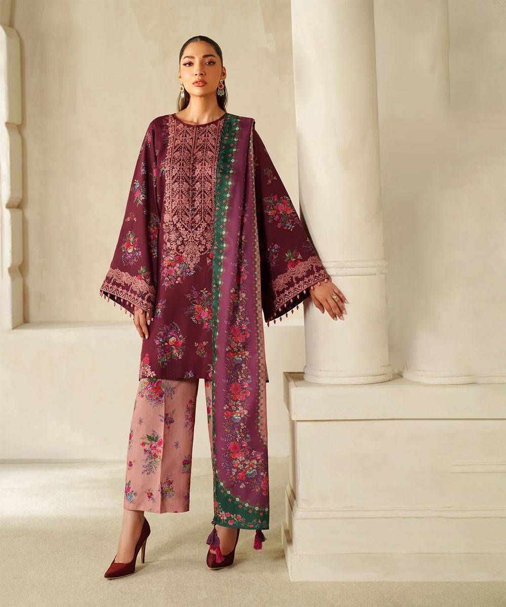 BAROQUE LAWN COLLECTION