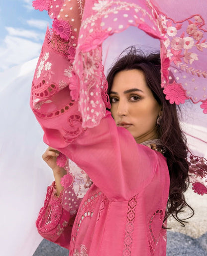 Saira Shakira