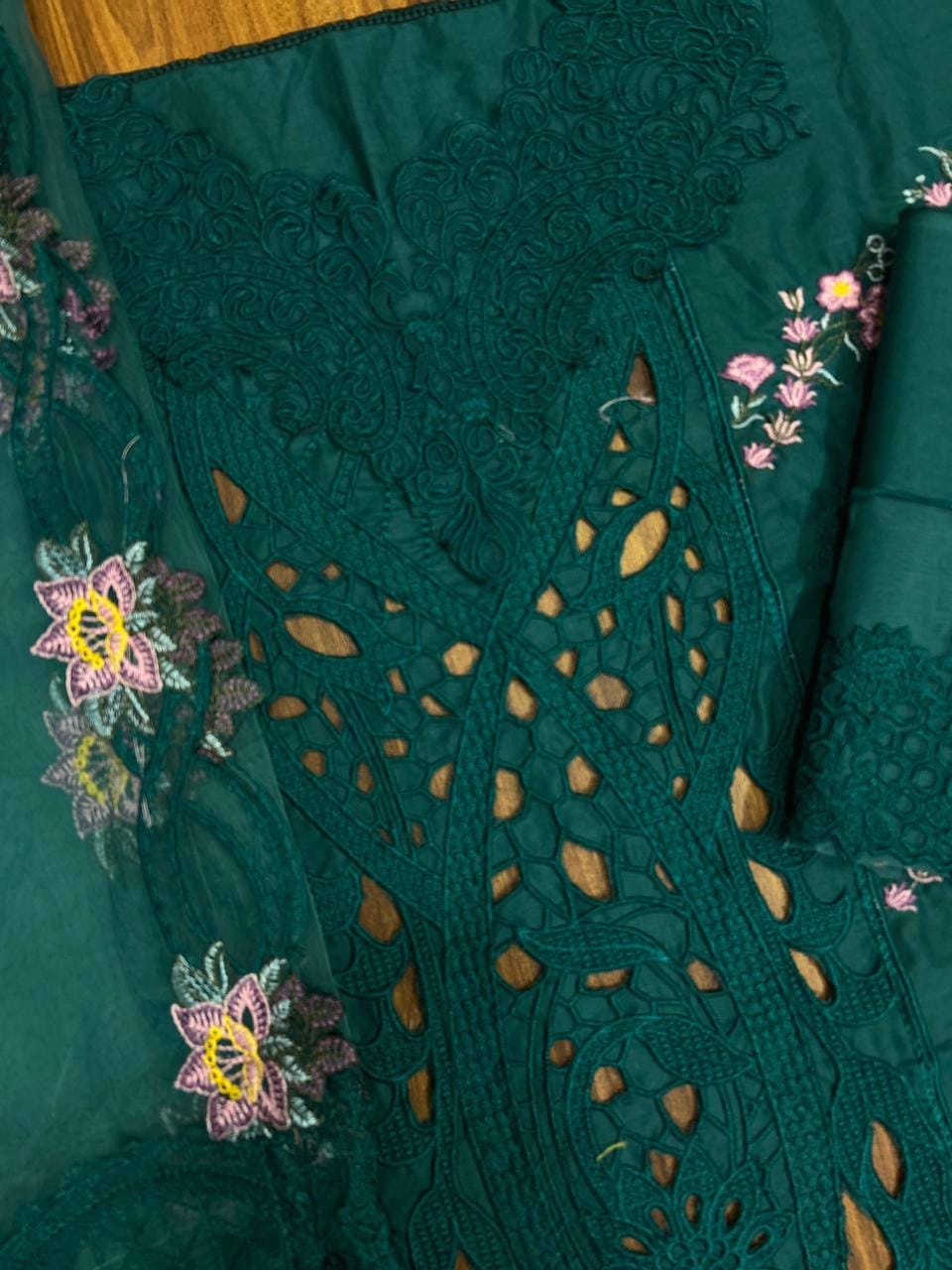 ELAF LAWN COLLECTION