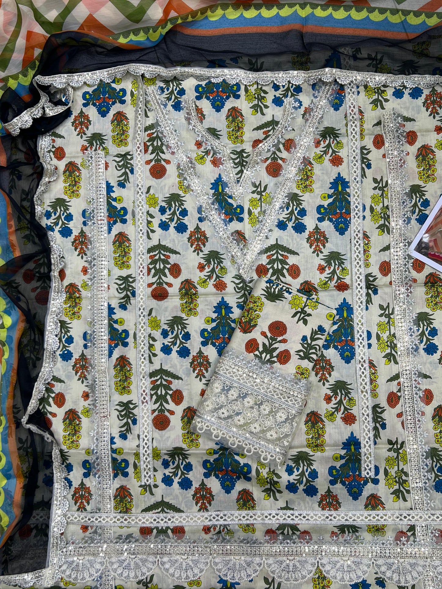 Maria-B Lawn With Chiffon Dupatta