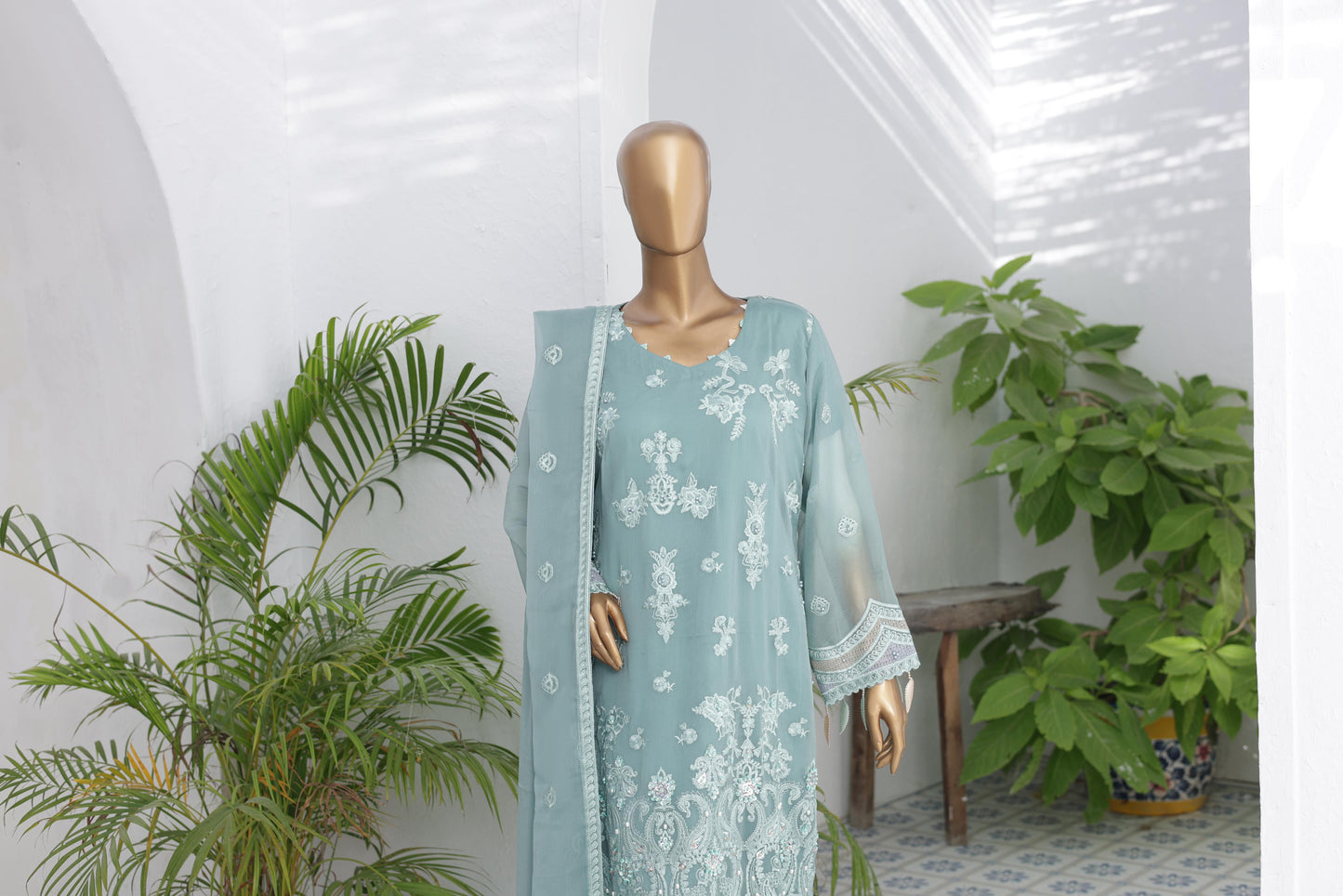 HUSN-E-SUROSHI