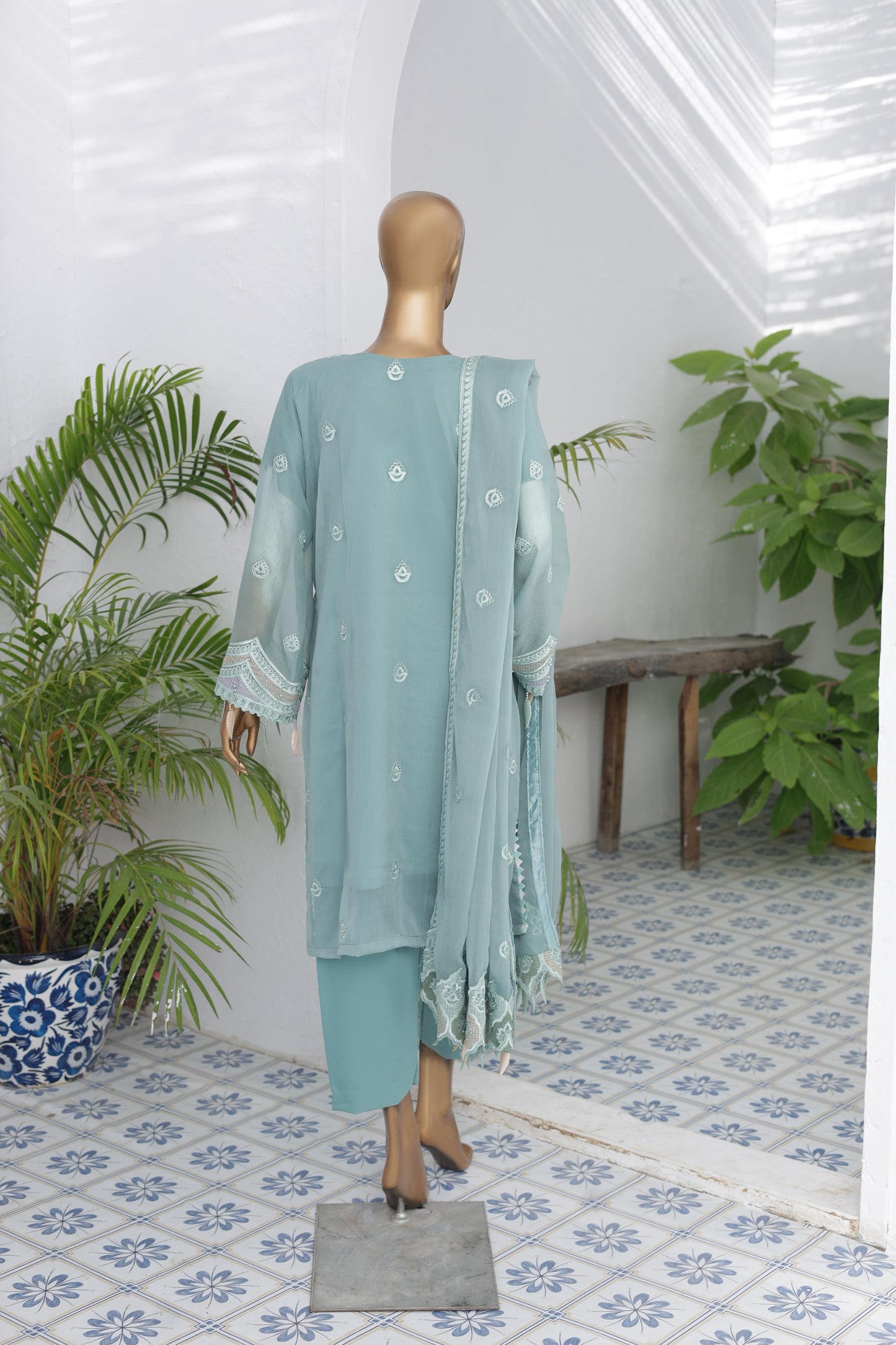 HUSN-E-SUROSHI