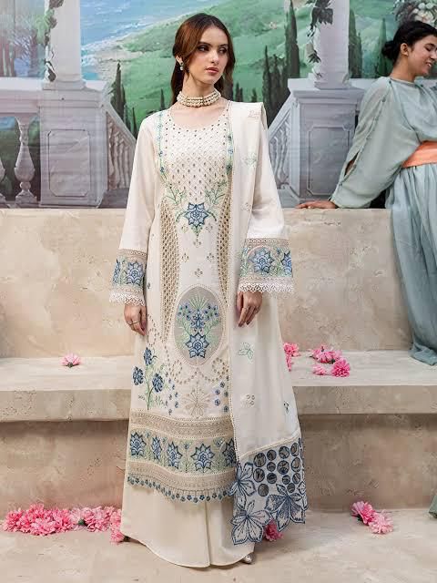 Jazmin Cotton Lawn
