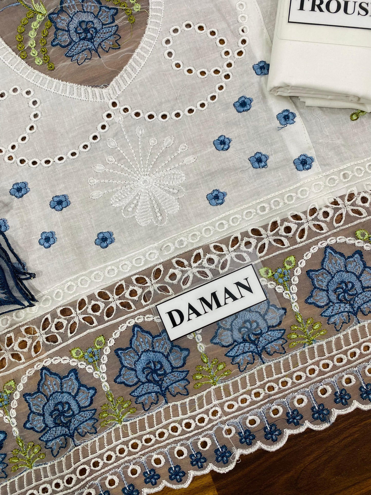 Jazmin Cotton Lawn