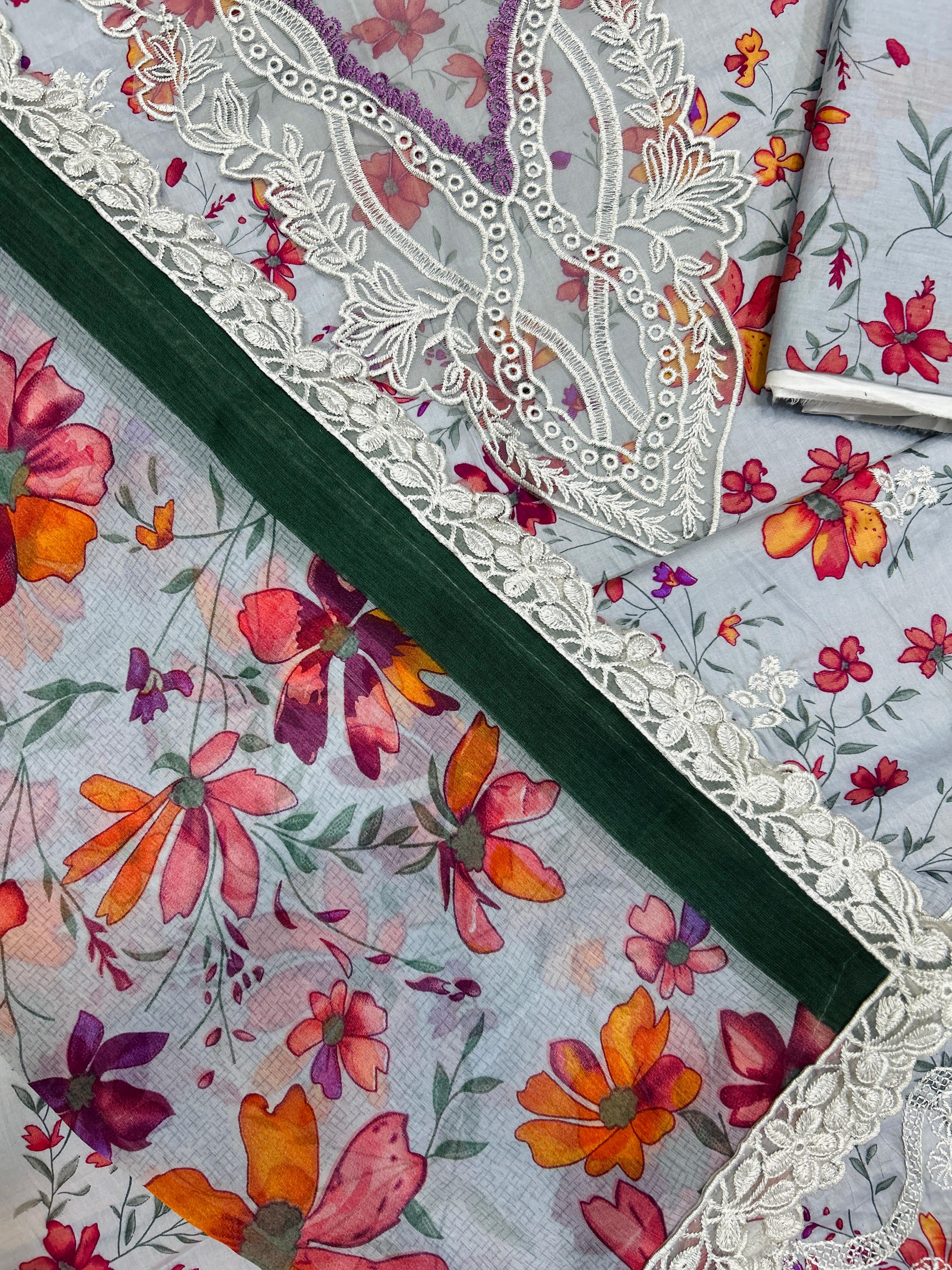 IZEL CRIMSON Lawn Collection