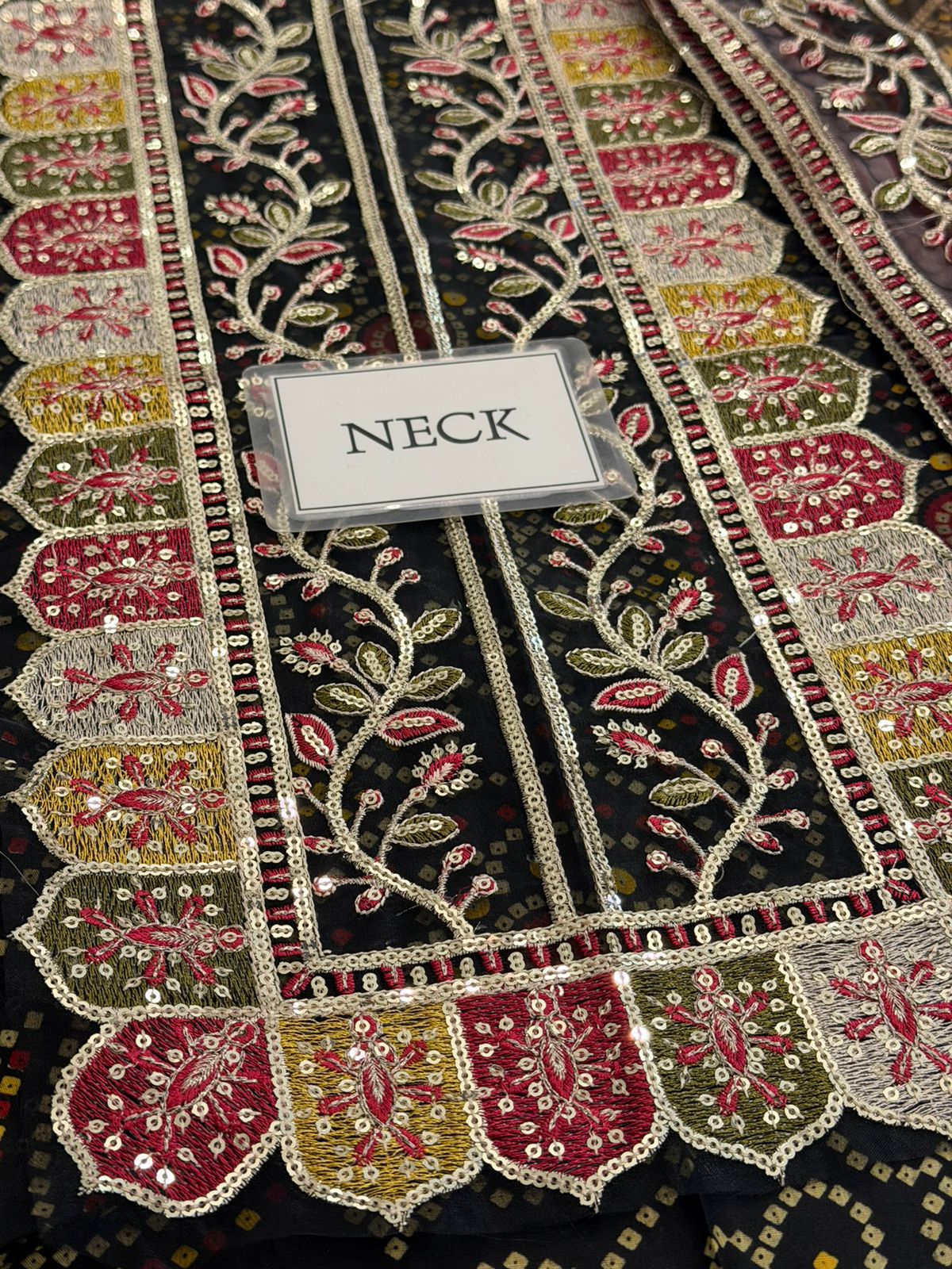ANEELA'S LAWN COLLECTION