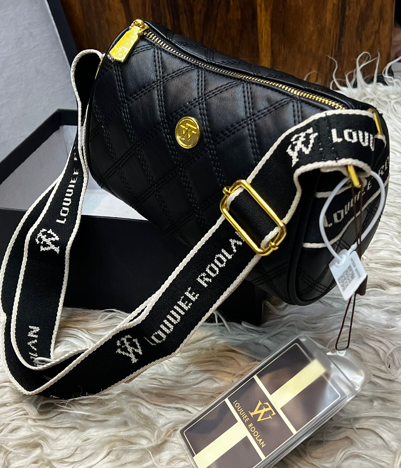 Crossbody bag