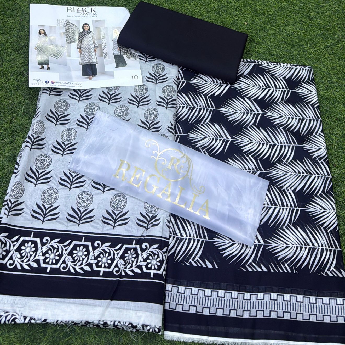 BLACK AND WHITE LAWN COLLECTION