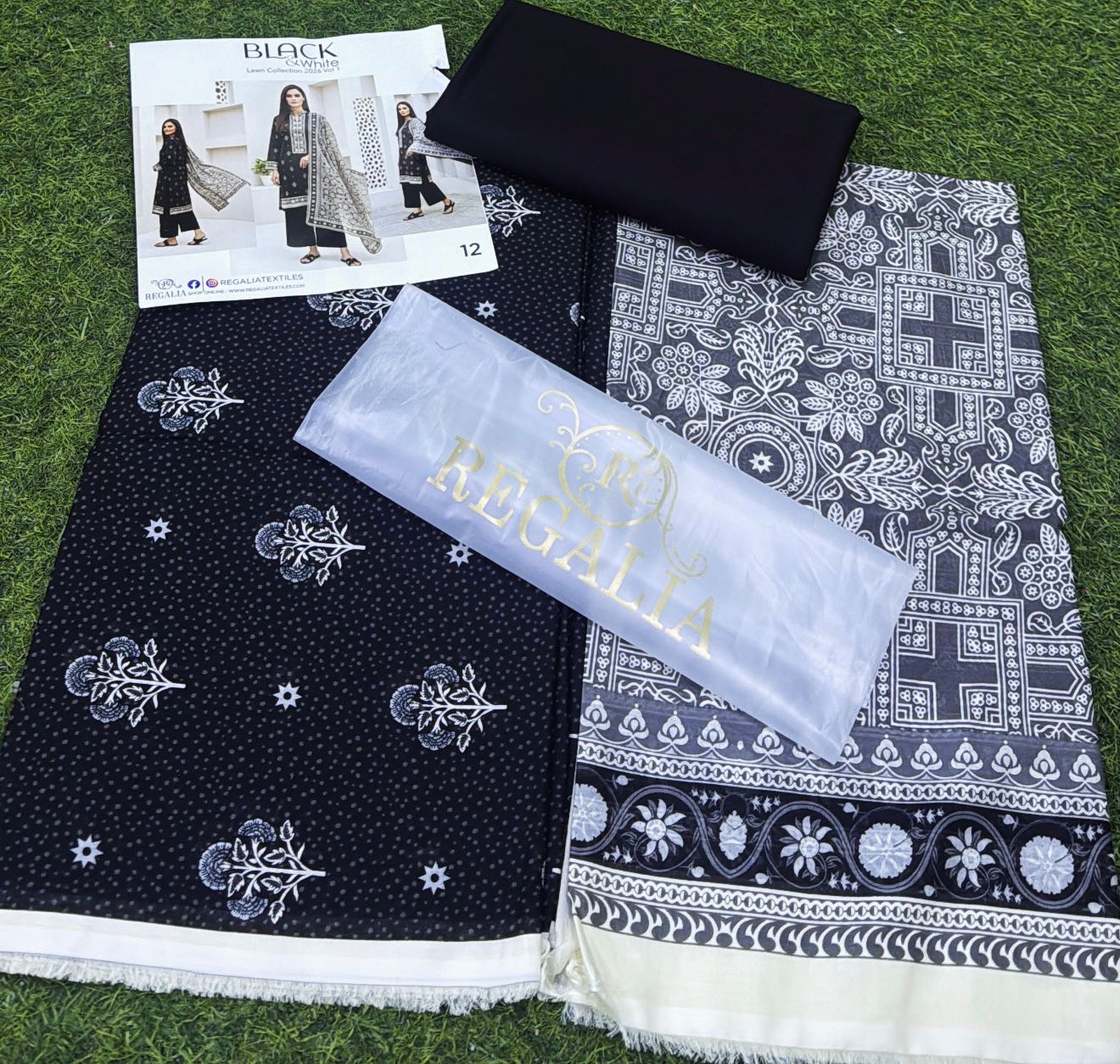BLACK AND WHITE LAWN COLLECTION