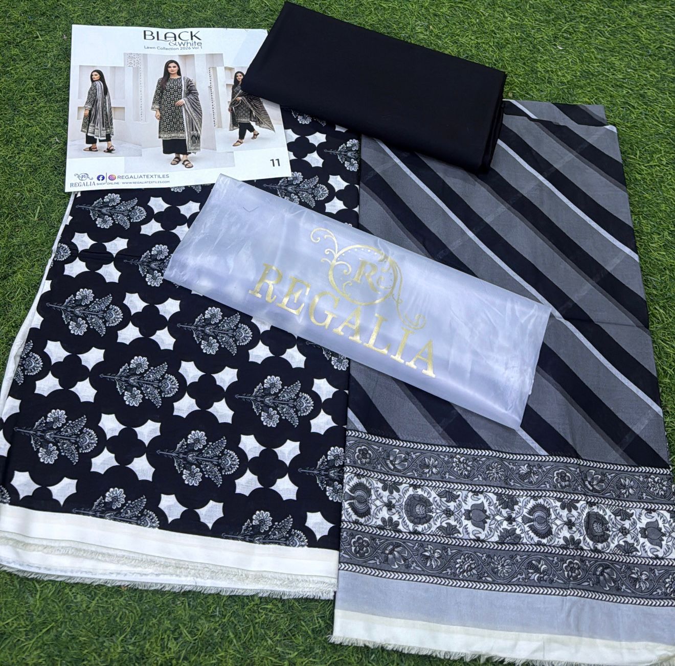 BLACK AND WHITE LAWN COLLECTION
