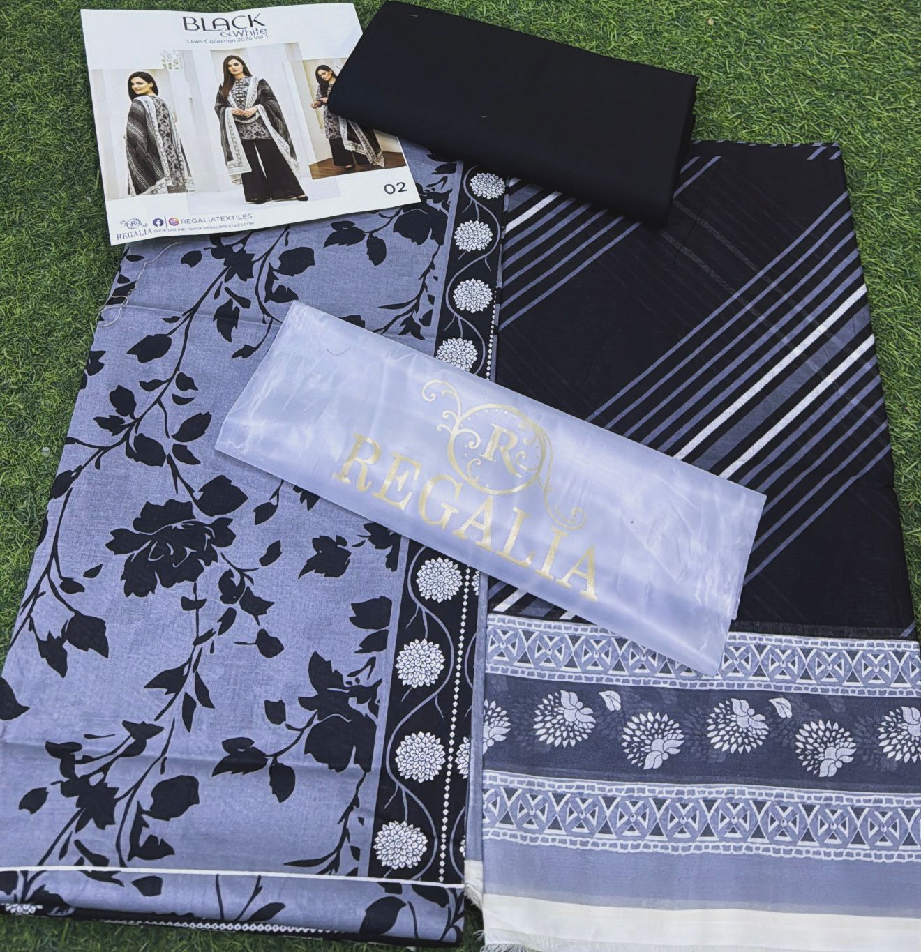 BLACK AND WHITE LAWN COLLECTION
