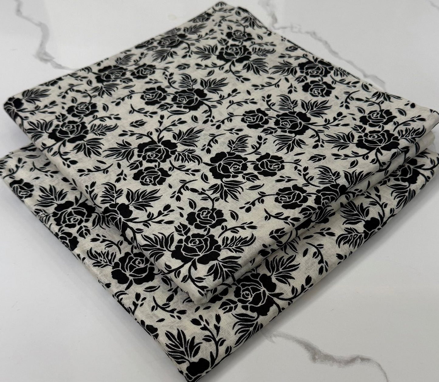 BLACK AND WHITE PRINTED TWO PIECE
