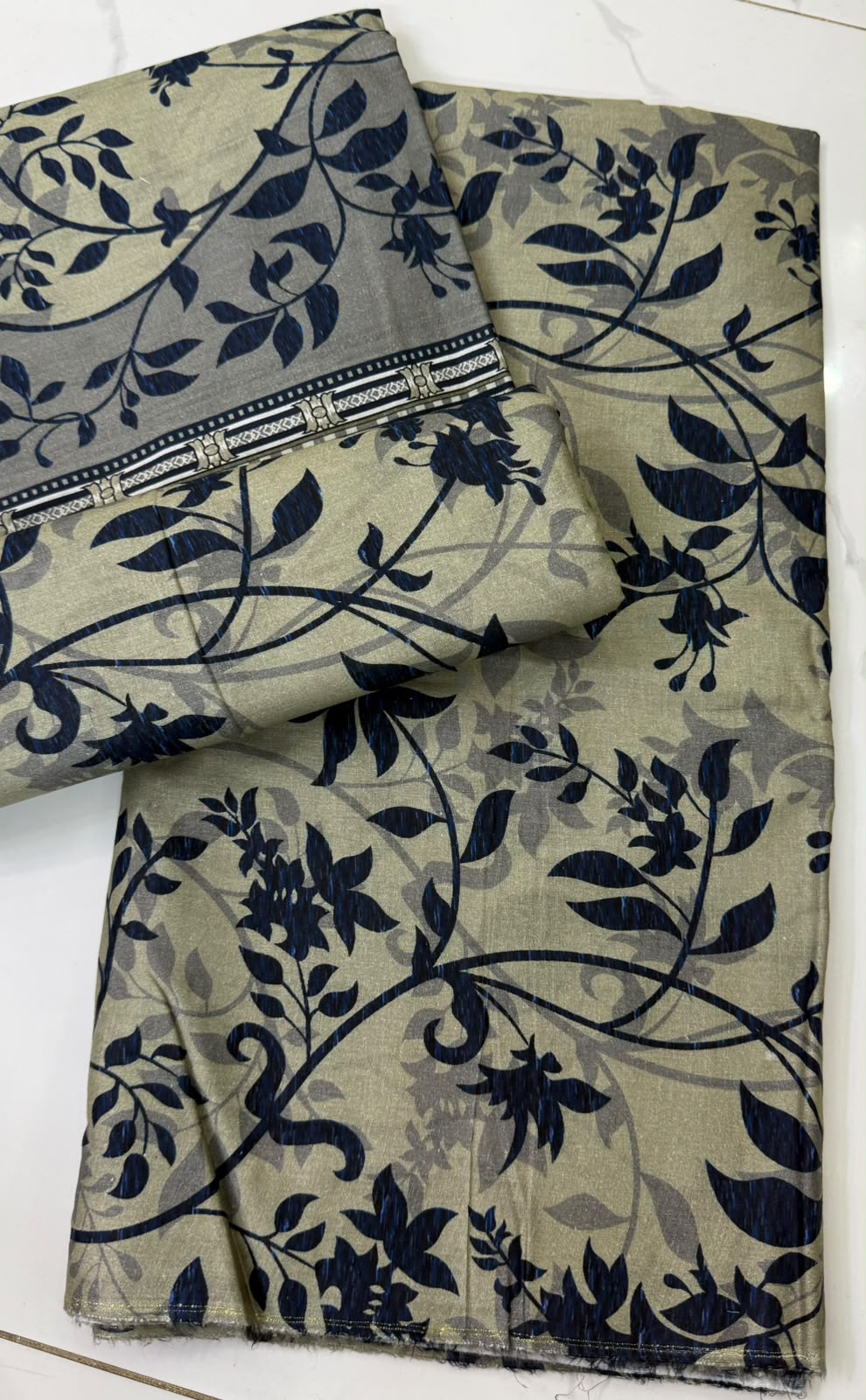 LAWN COLLECTION