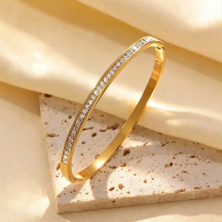 Hand Cuff