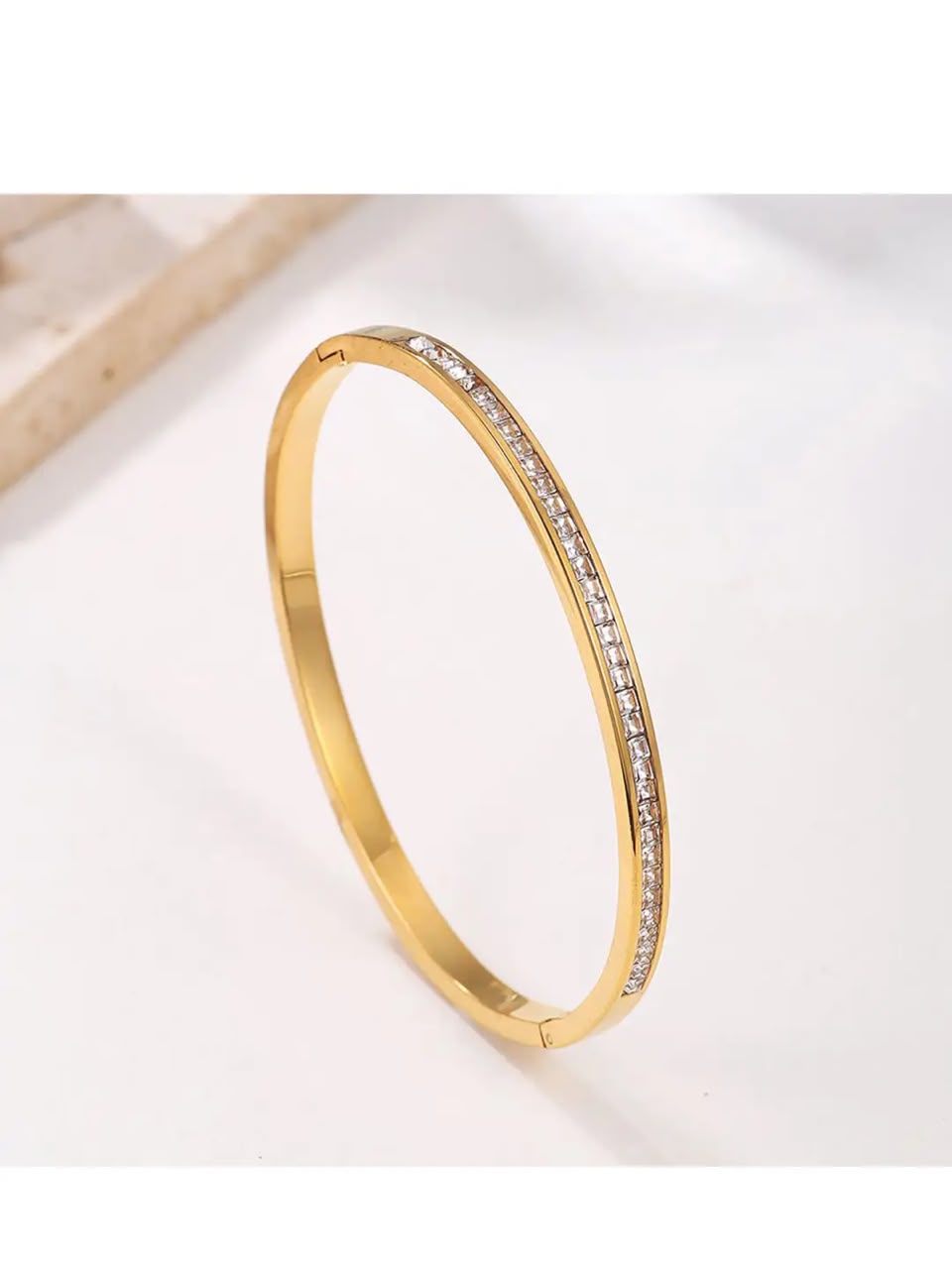 Hand Cuff