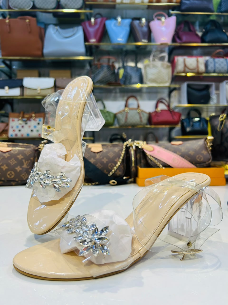 JIMMY CHOO HEEL