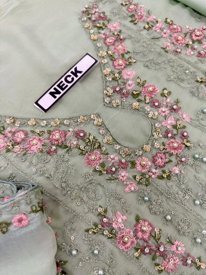 HUSN-E-SUROSHI Collection