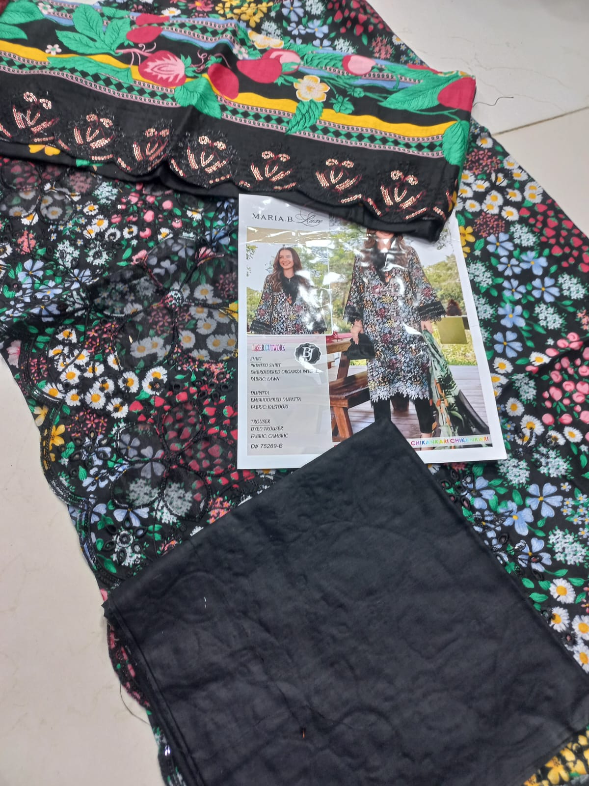 BJ Chikan Kari Emb Suit